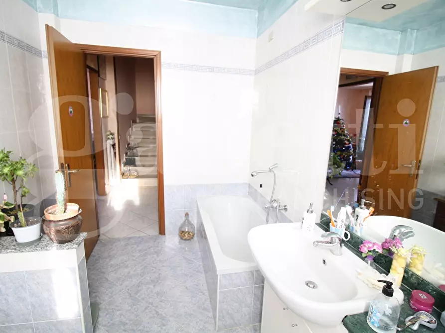 Immagine 17 di Villa in vendita  in Via Pietro Orlandi a Bubbiano