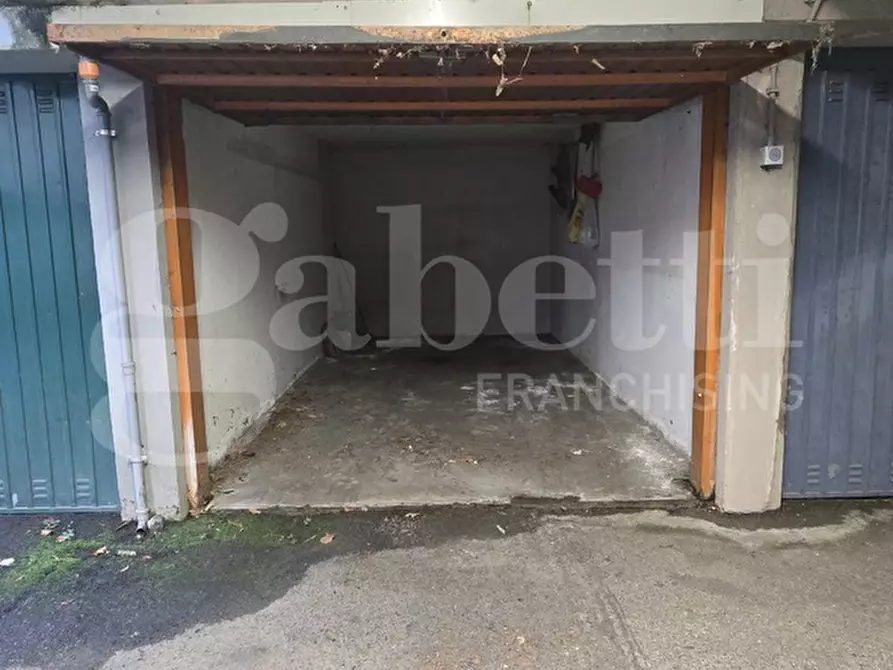 Immagine 9 di Box auto in vendita  in Via sibellius, 16 a Milano