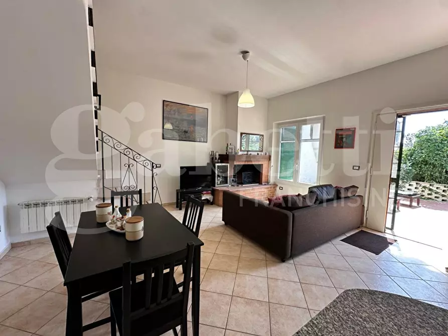 Immagine 8 di Villa in vendita  in Via neto, 17 a Ardea