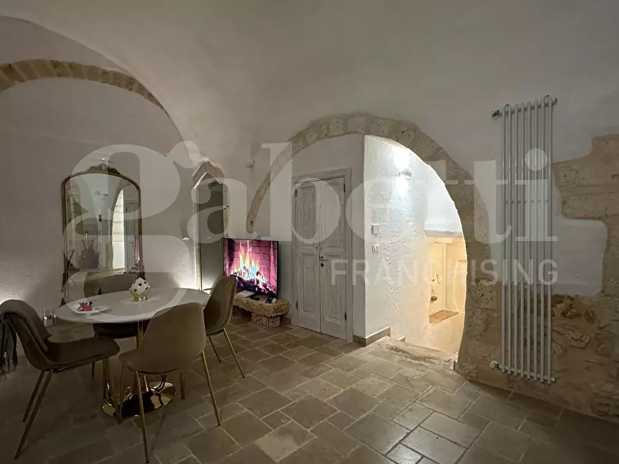 Immagine 11 di Casa indipendente in vendita  in Via Giuditta Tavani Arquati, 10 a Ostuni