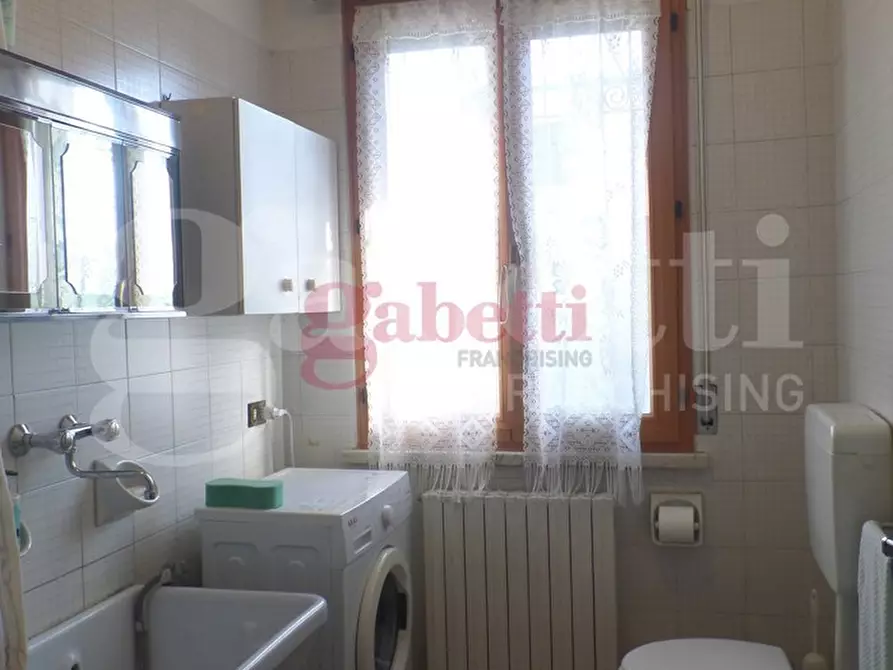 Immagine 14 di Casa bifamiliare in vendita  in Via Cilea, 8 a Bondeno