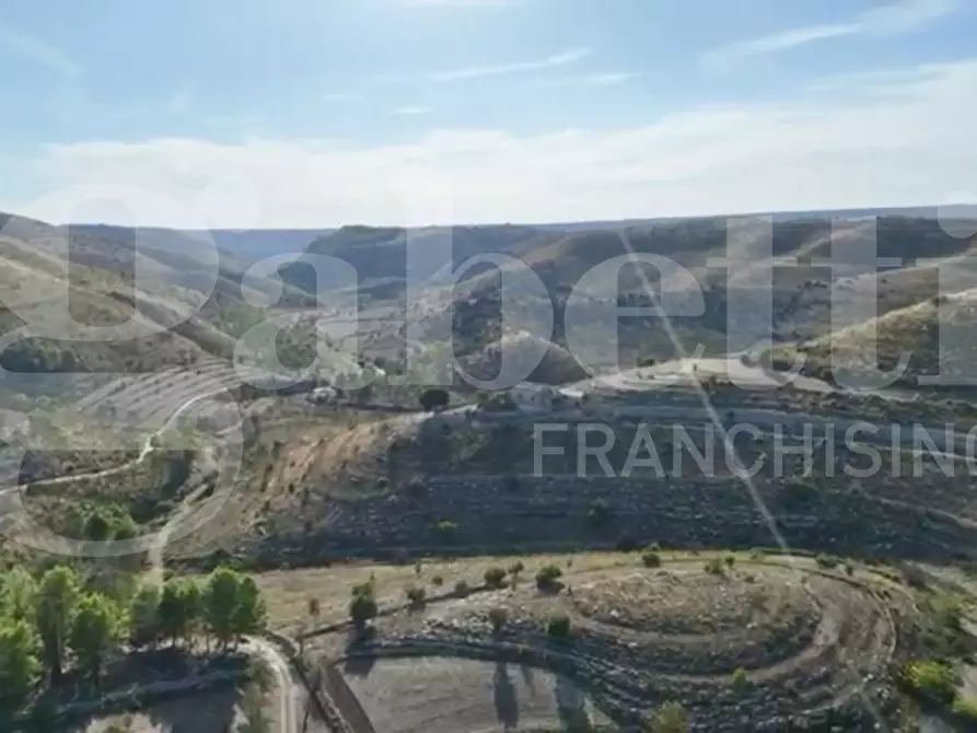 Immagine 15 di Villa in vendita  in Contrada San Giacomo, snc a Ragusa