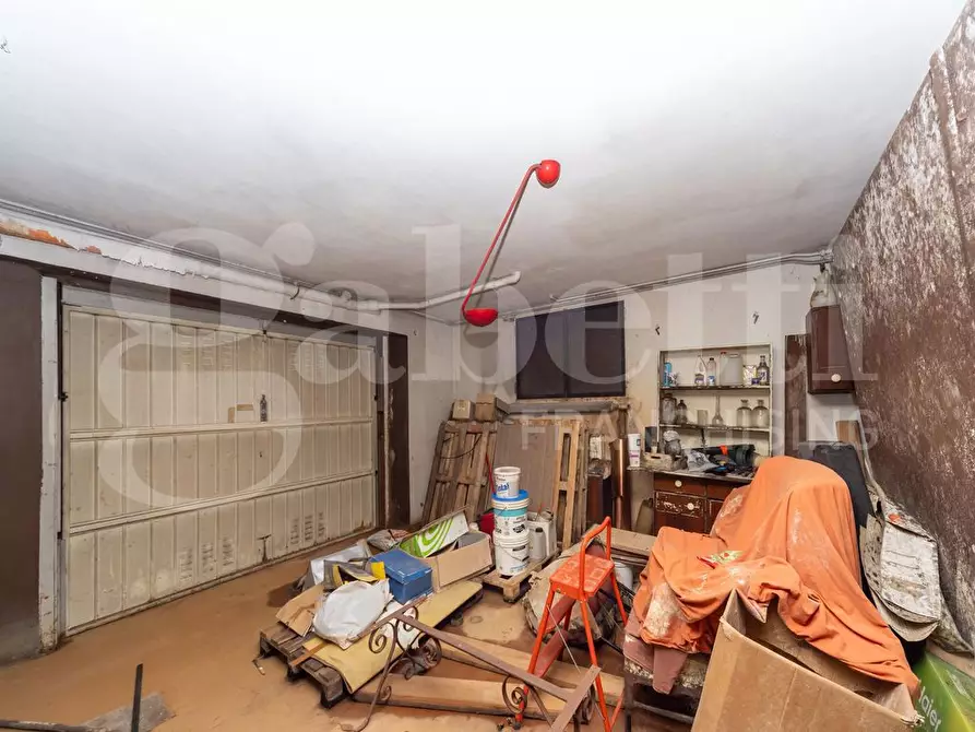 Immagine 41 di Villa in vendita  in Via Manara, 46 a Lesmo