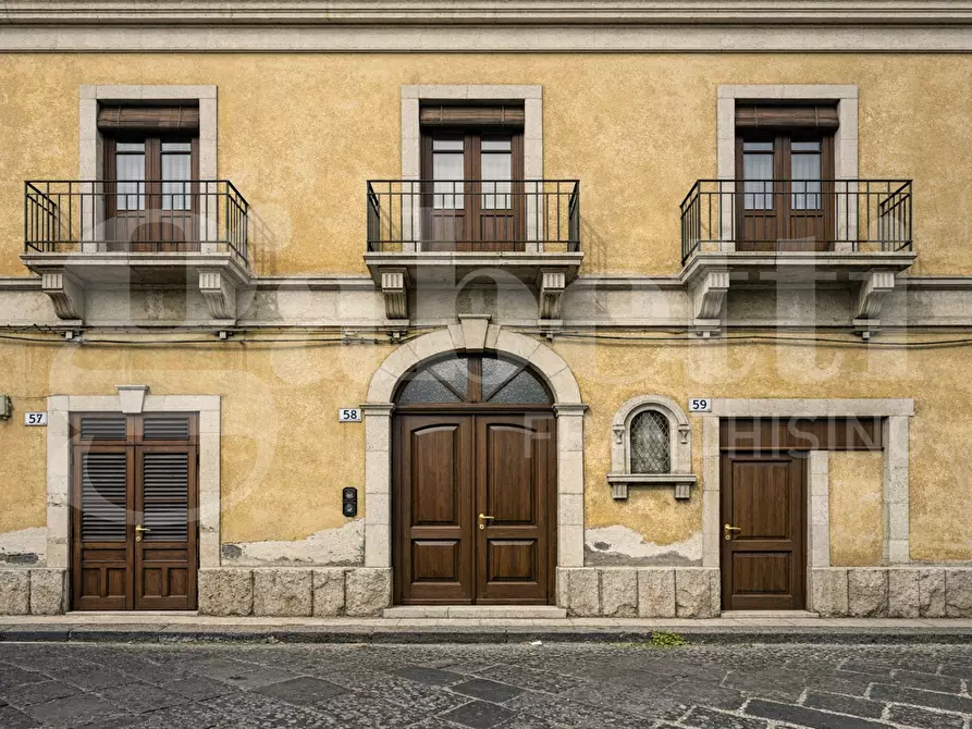 Immagine 2 di Palazzo in vendita  in Via Cesare Abba, 60 a Catania