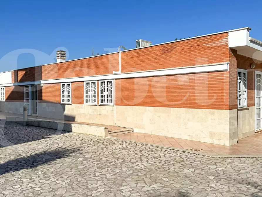 Immagine 2 di Villa in vendita  in Via dei cavalli marini, 108 a Ardea