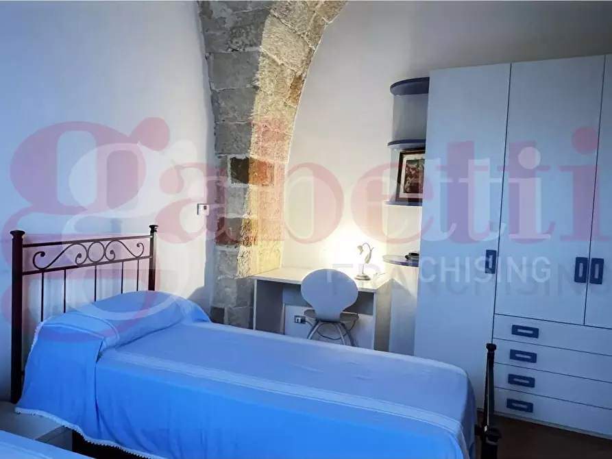 Immagine 21 di Villa in vendita  in Piazza Maria SS. del Rosario, 3/B a Guagnano