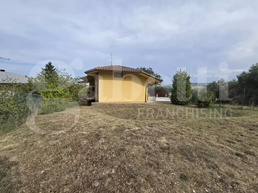 Immagine 30 di Villa in vendita  in Via SP13, snc a Sant'omero