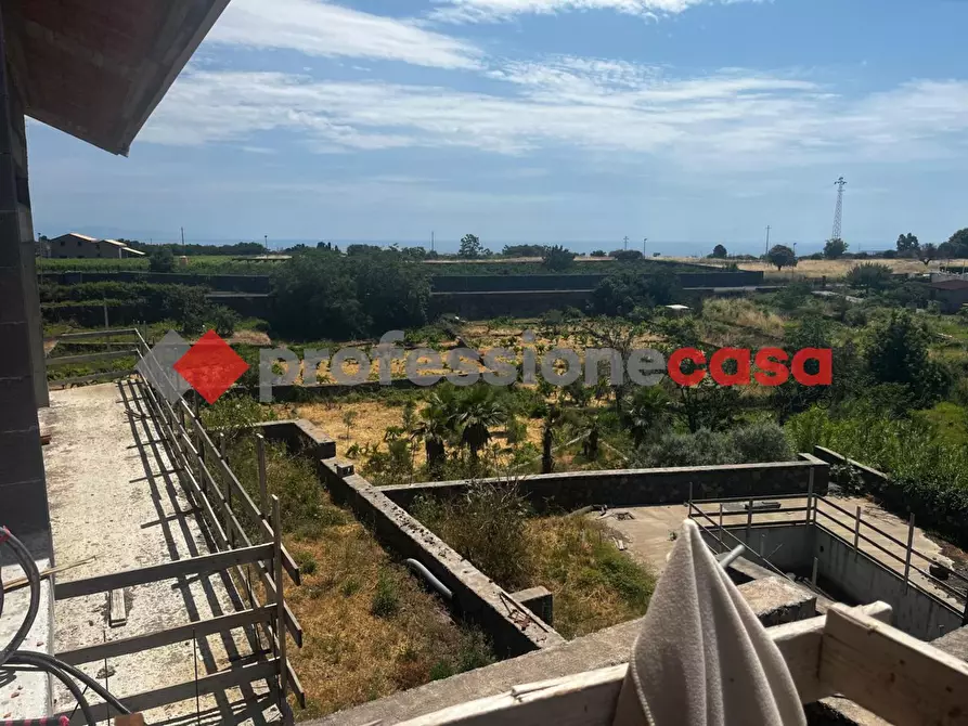Immagine 18 di Villetta a schiera in vendita  in Via Spirito Santo a Aci Sant'antonio