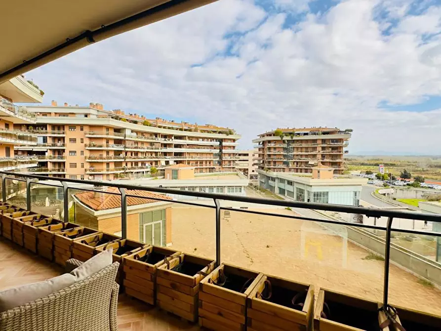 Immagine 48 di Appartamento in vendita  in Piazza Leon Battista Alberti, 10 a Fiumicino