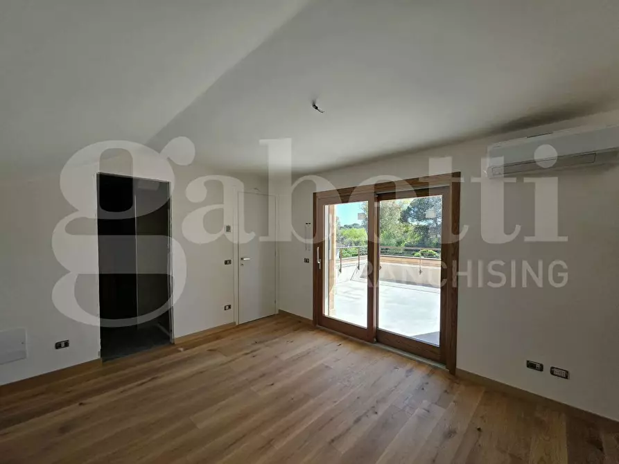 Immagine 24 di Villa in vendita  in Vicolo Del Conte, 70 a Roma