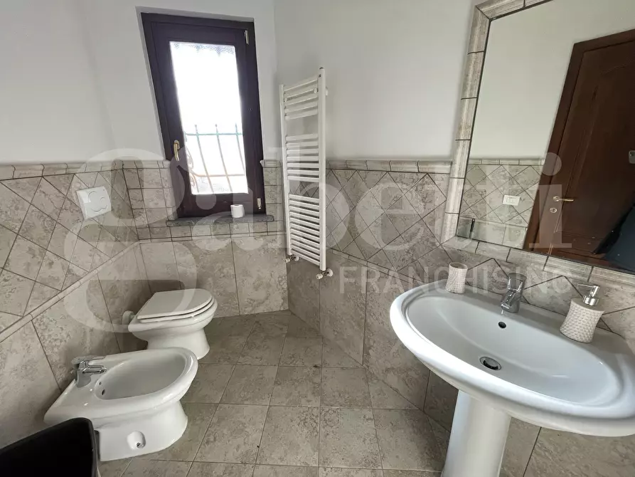 Immagine 15 di Casa bifamiliare in vendita  in Via dei Ciclamini, 25 a Rocca Di Papa