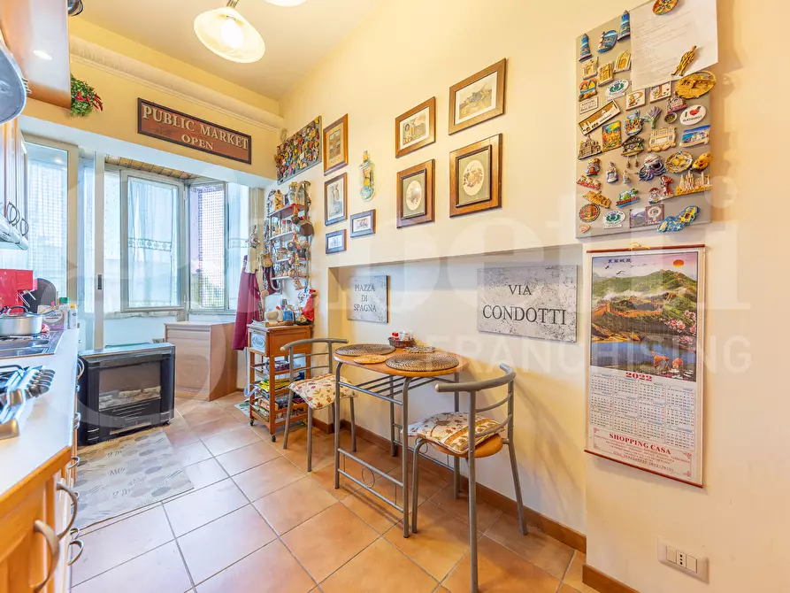 Immagine 38 di Attico in vendita  in Via Pietro Maffi, 144 a Roma