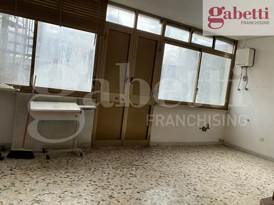 Immagine 9 di Casa indipendente in vendita  in Via Roma, 35 a Cannole