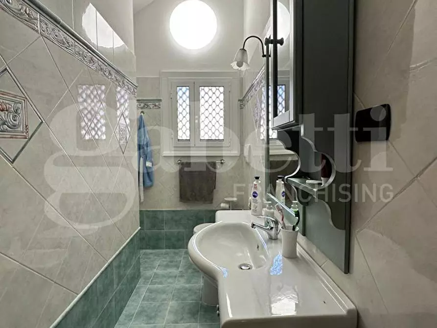 Immagine 27 di Casa bifamiliare in vendita  in Viale corona boreale, 150 a Ardea