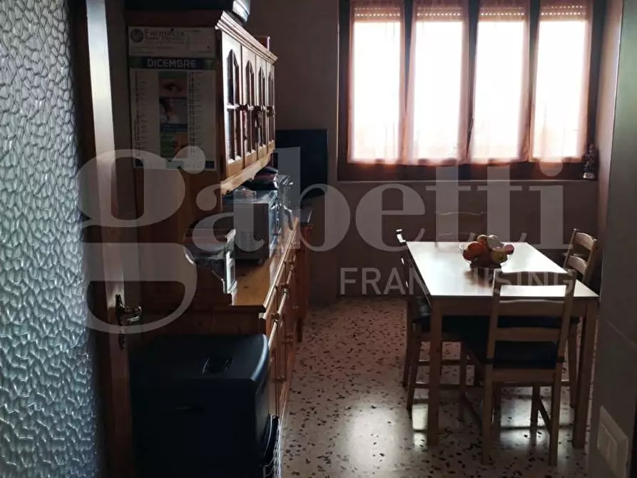 Immagine 35 di Casa indipendente in vendita  in Via Vittorio Veneto a Sant'arpino
