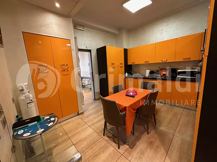 Immagine 18 di Attività commerciale in vendita  in Via Giovanni Pezzotti, 10 a Milano