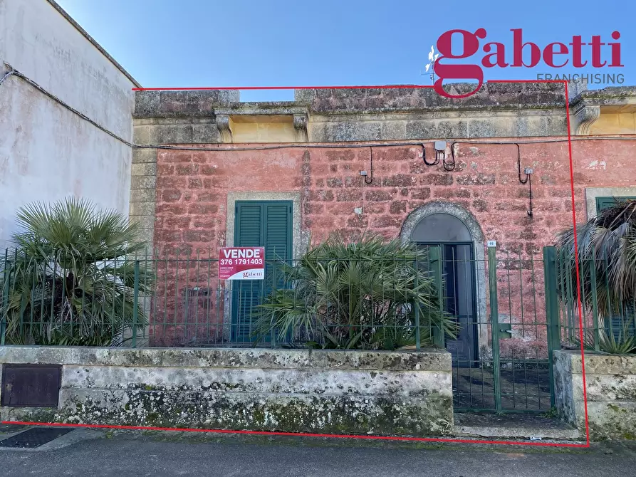 Immagine 1 di Casa indipendente in vendita  in Via UnitÃ  di Italia a Giuggianello