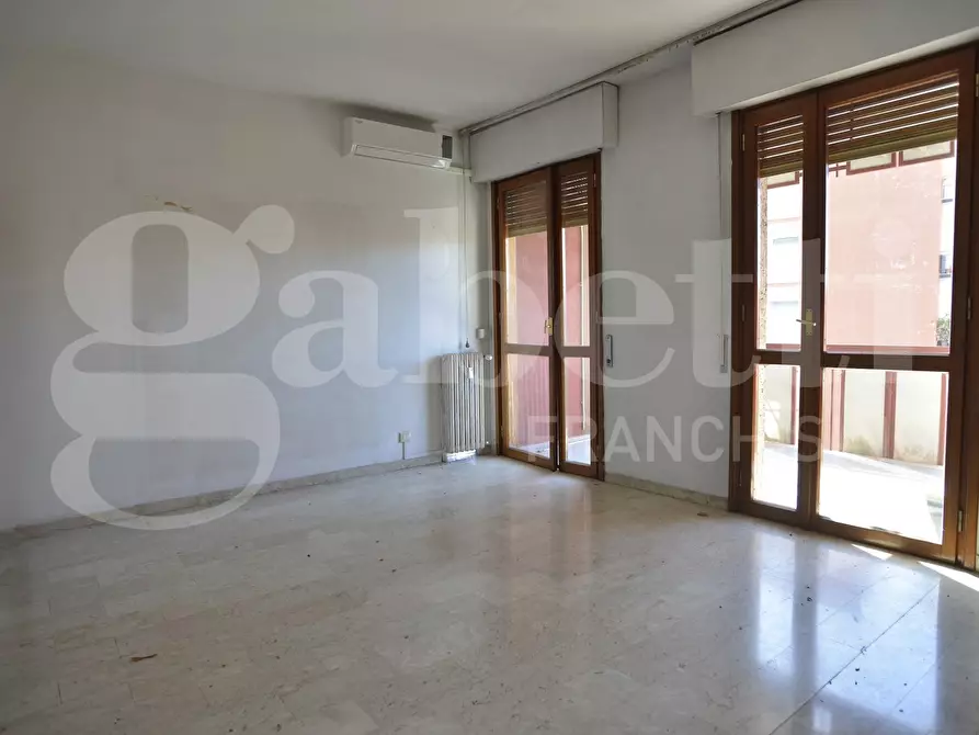 Immagine 6 di Appartamento in vendita  in Viale delle Repubblica, 60 a Bari