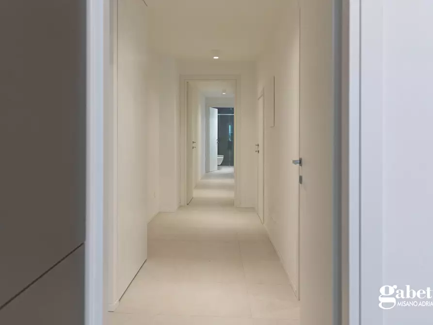 Immagine 6 di Appartamento in vendita  in Via Fiume, 9 a Cattolica