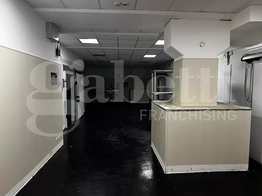 Immagine 24 di Capannone industriale in vendita  in Via Dei Calafati a Molfetta