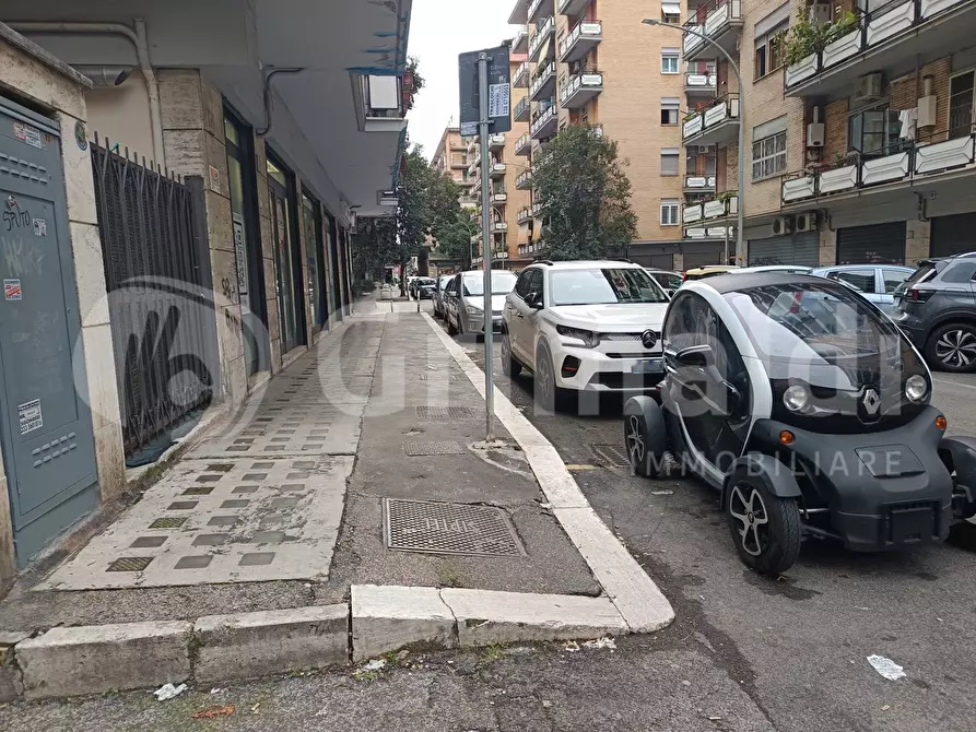 Immagine 21 di Magazzino in vendita  in Via Quinto Novio a Roma