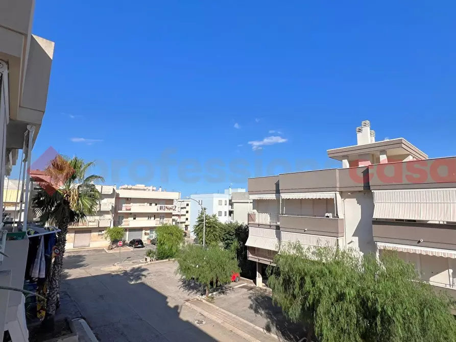 Immagine 9 di Appartamento in vendita  in Via GIOVANNI PAOLO II a Polignano A Mare
