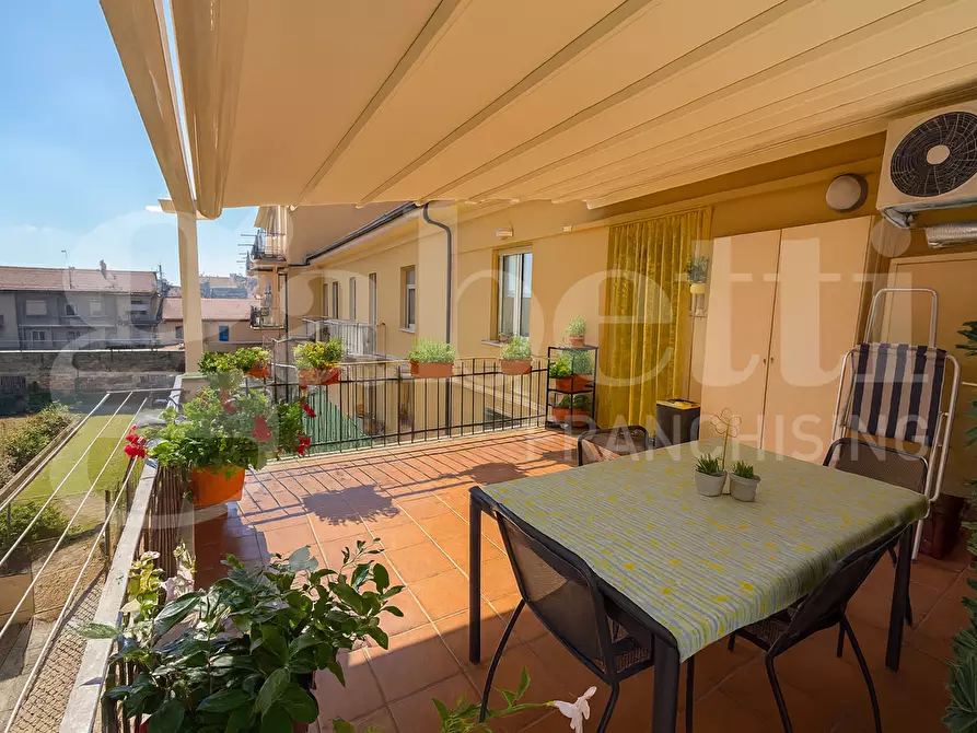 Immagine 15 di Attico in vendita  in Vicolo Denina, 1 a Moncalieri