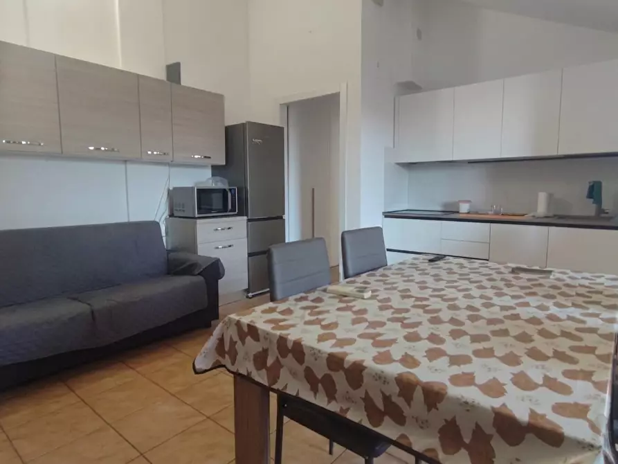 Immagine 14 di Appartamento in vendita  in Via NILDE IOTTI, 3 a Locate Di Triulzi