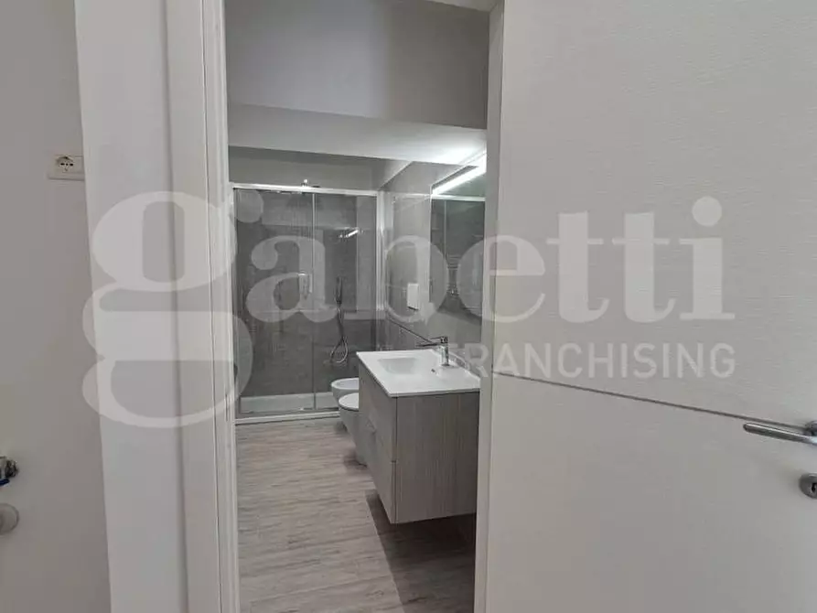 Immagine 14 di Appartamento in vendita  in Largo Cuparella, 15 a Torre Annunziata