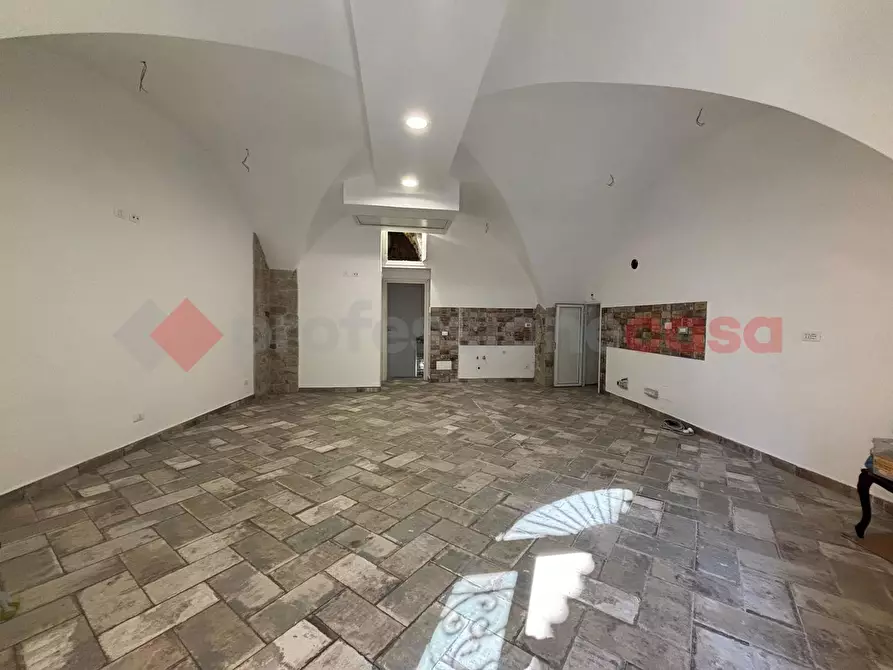 Immagine 33 di Negozio in vendita  in Via moele tosi, 2 a Paliano
