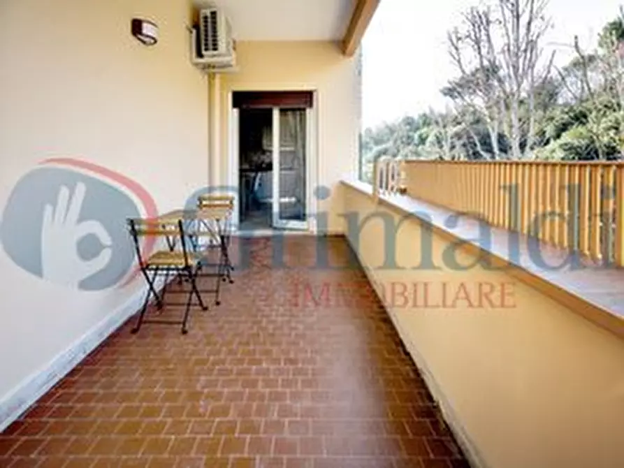 Immagine 12 di Appartamento in vendita  in Via dei Prati Fiscali a Roma