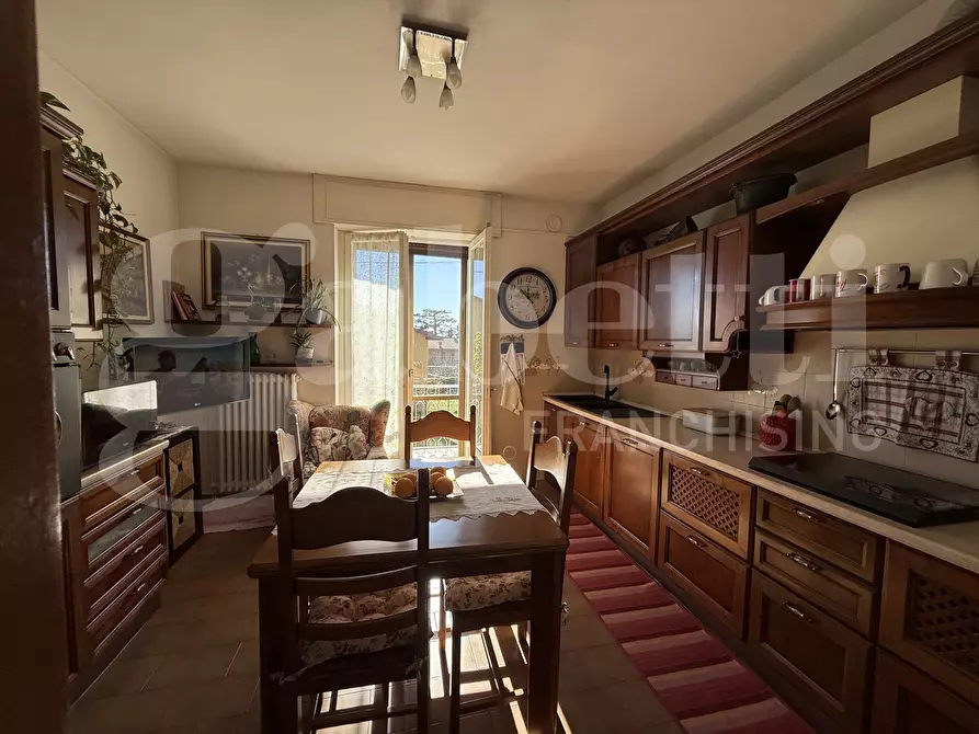 Immagine 11 di Casa bifamiliare in vendita  in Via Como, 1 a Erba