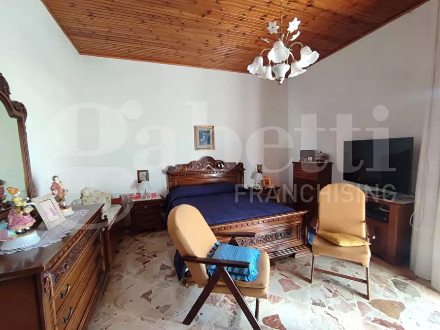 Immagine 31 di Appartamento in vendita  in Corso Umberto I, 178 a Torre Annunziata