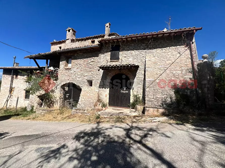 casa indipendente in vendita a Spoleto in zona Cerqueto