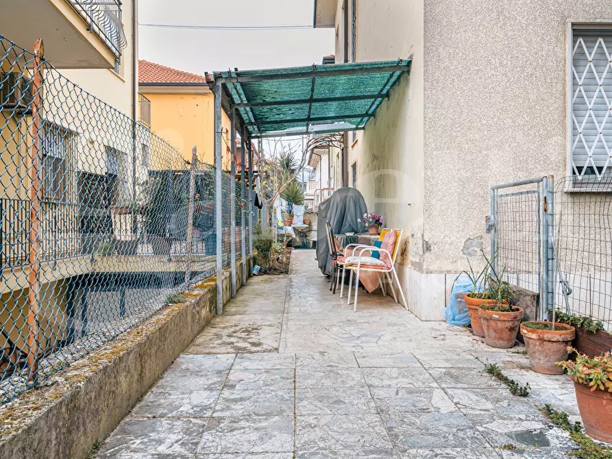 Immagine 10 di Appartamento in vendita  in Viale Atene a Rimini