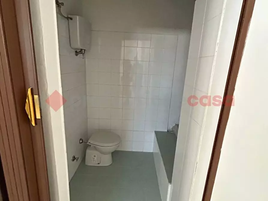 Immagine 7 di Laboratorio in affitto  in Via Pontebari a Spoleto