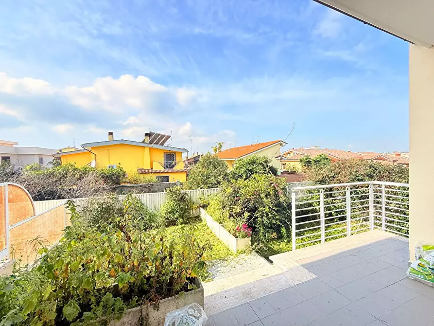 Immagine 36 di Appartamento in vendita  in Via BarzanÃ², 59 a Roma