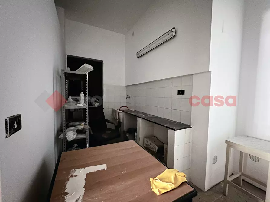 Immagine 8 di Negozio in vendita  in Via Alessandro rizza, 35 a Siracusa