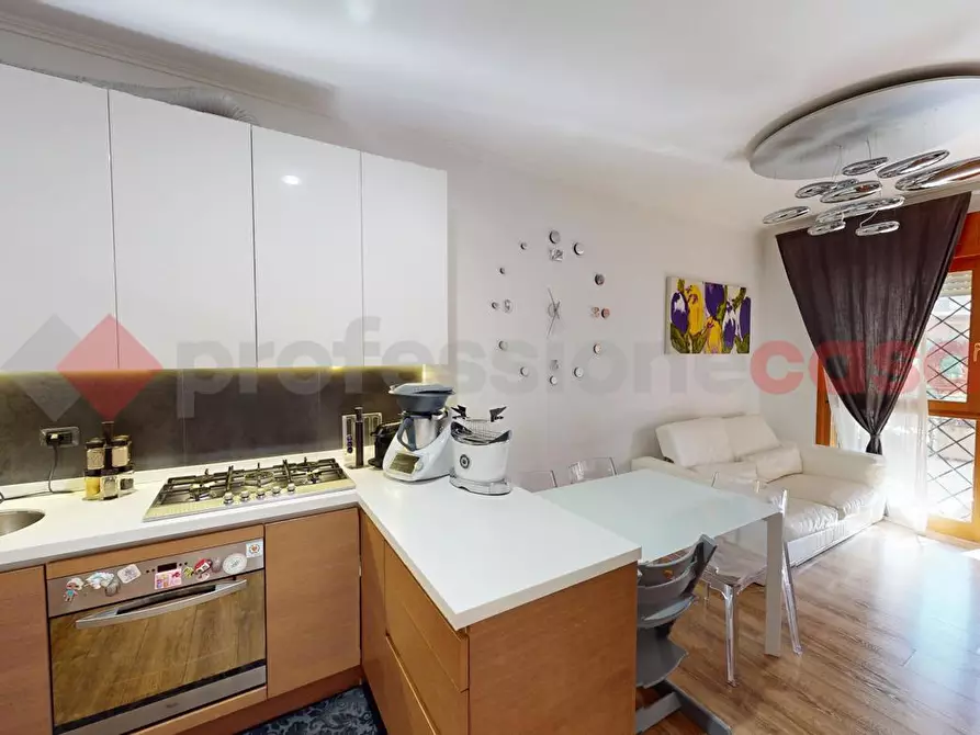 Immagine 3 di Appartamento in vendita  in Via Eugenio Maccagnani a Roma