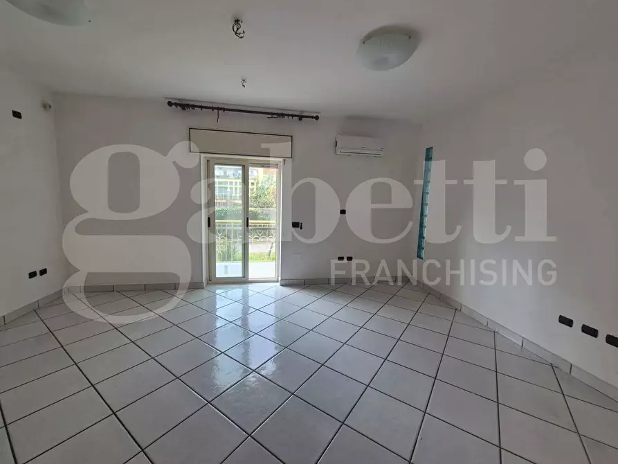 Immagine 21 di Appartamento in vendita  in Via GIOVANNI DE FALCO, 82 a Boscoreale