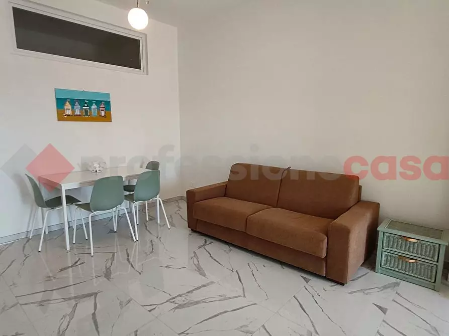 Immagine 5 di Appartamento in vendita  in Piazza Monte alla Rena a Rosignano Marittimo