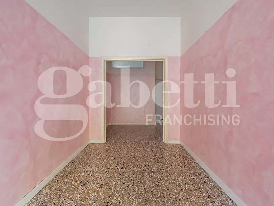 Immagine 12 di Ufficio in affitto  in Via Macedonio Melloni, 10 a Milano
