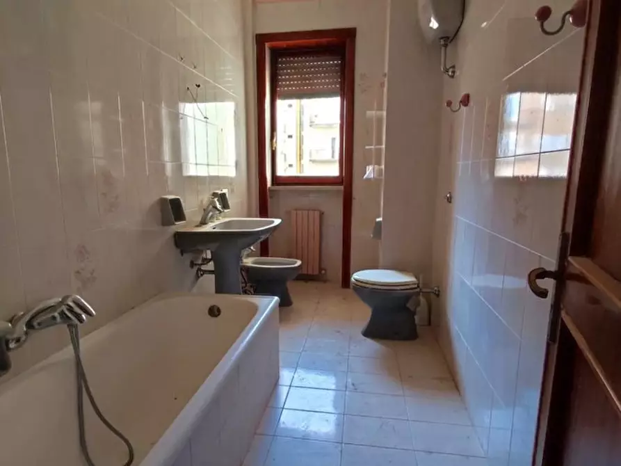 Immagine 15 di Appartamento in vendita  in Via Castiglione a San Severo