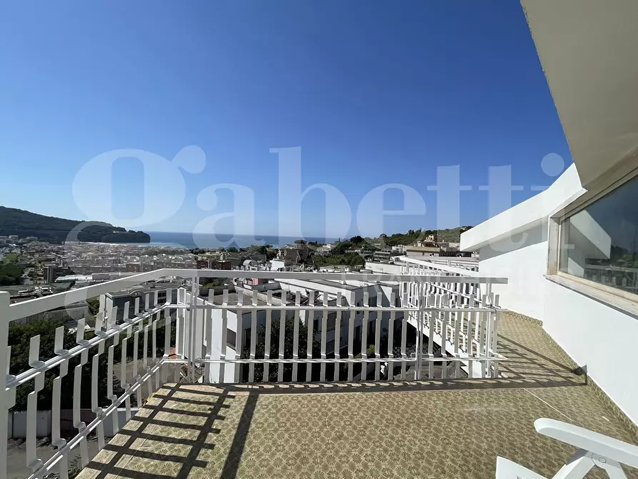 Immagine 3 di Attico in vendita  in Via Cuostile IV trav.Dx, 1 a Gaeta