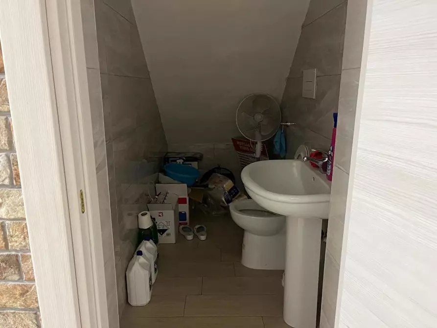 Immagine 5 di Negozio in affitto  in Via COLANGELO a San Severo