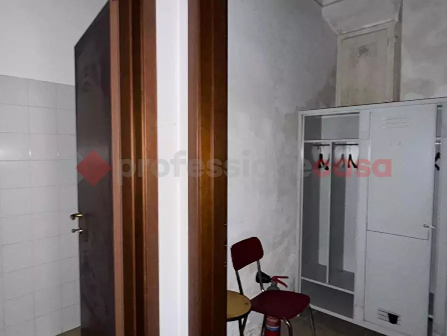 Immagine 12 di Negozio in affitto  in Via GIACOMO PUCCINI, 49/51 a Calenzano