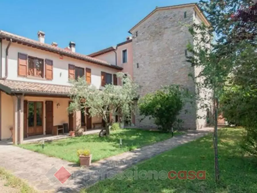 Immagine 1 di Appartamento in vendita  in Via Vocabolo Molina a Nocera Umbra