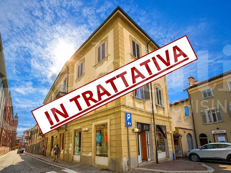 Immagine 1 di Appartamento in vendita  in Via Vittorio Emanuele II, 18 a Chieri