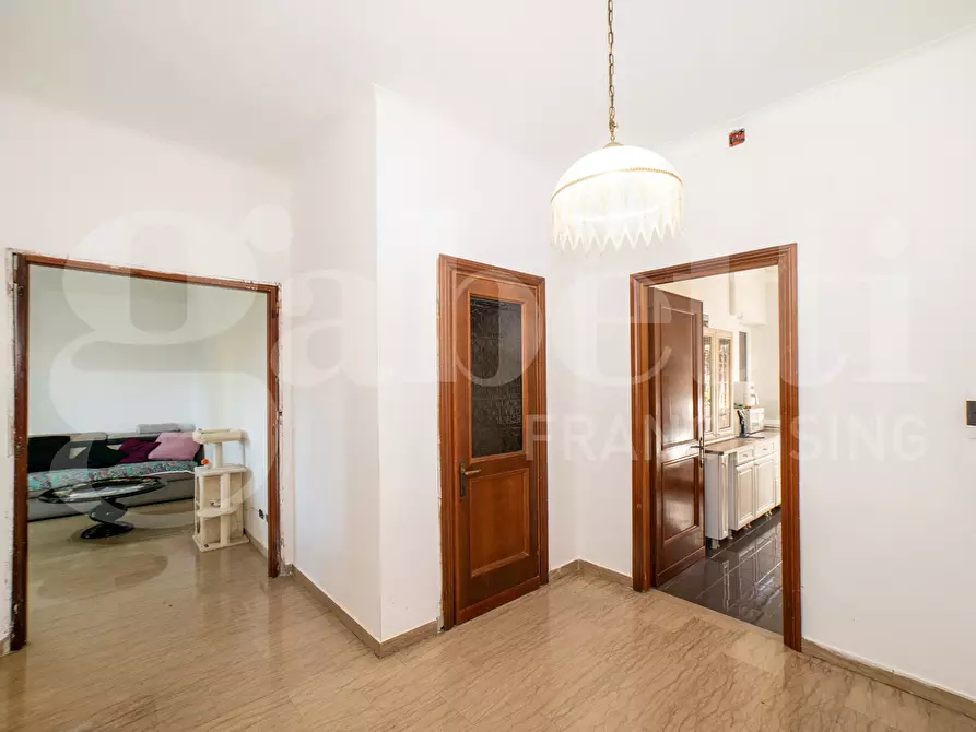 Immagine 9 di Appartamento in vendita  in Via Michelangelo Peroglio, 27 a Roma