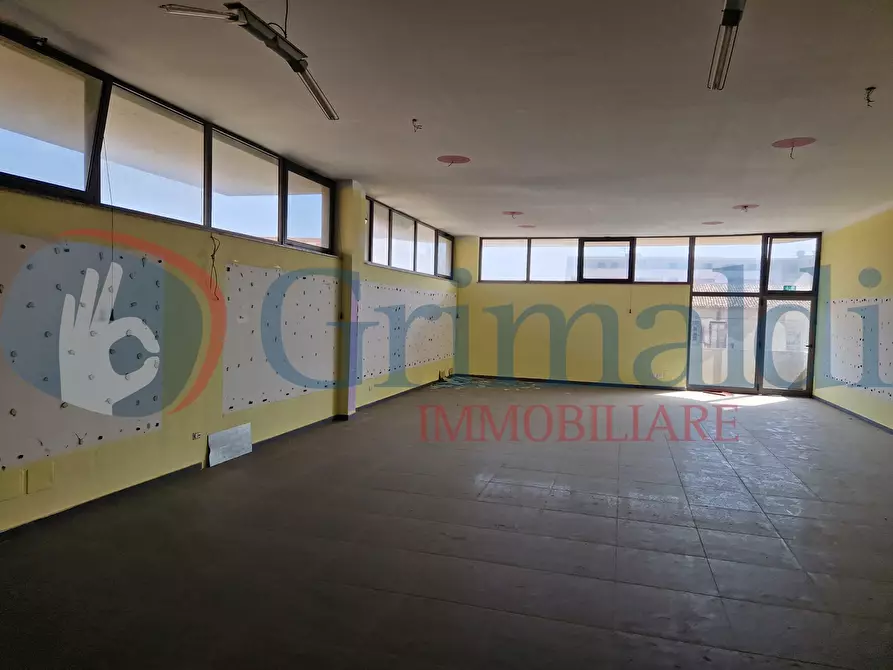 Immagine 8 di Negozio in vendita  in Via Adolfo Celi, 183 a Messina